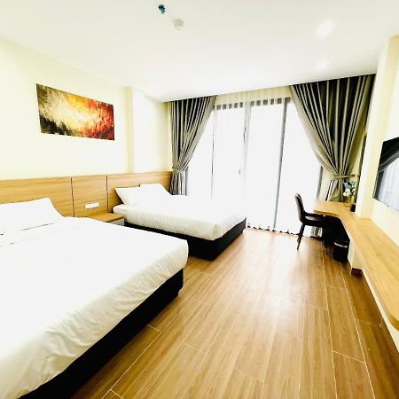 Orion Hotel Halong Ha Long Bagian luar foto
